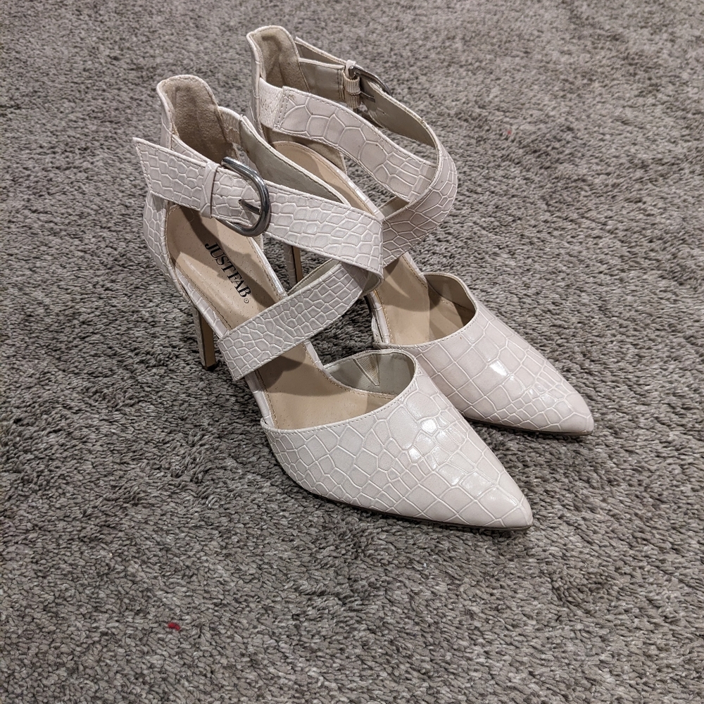Cream Crocodile Heels